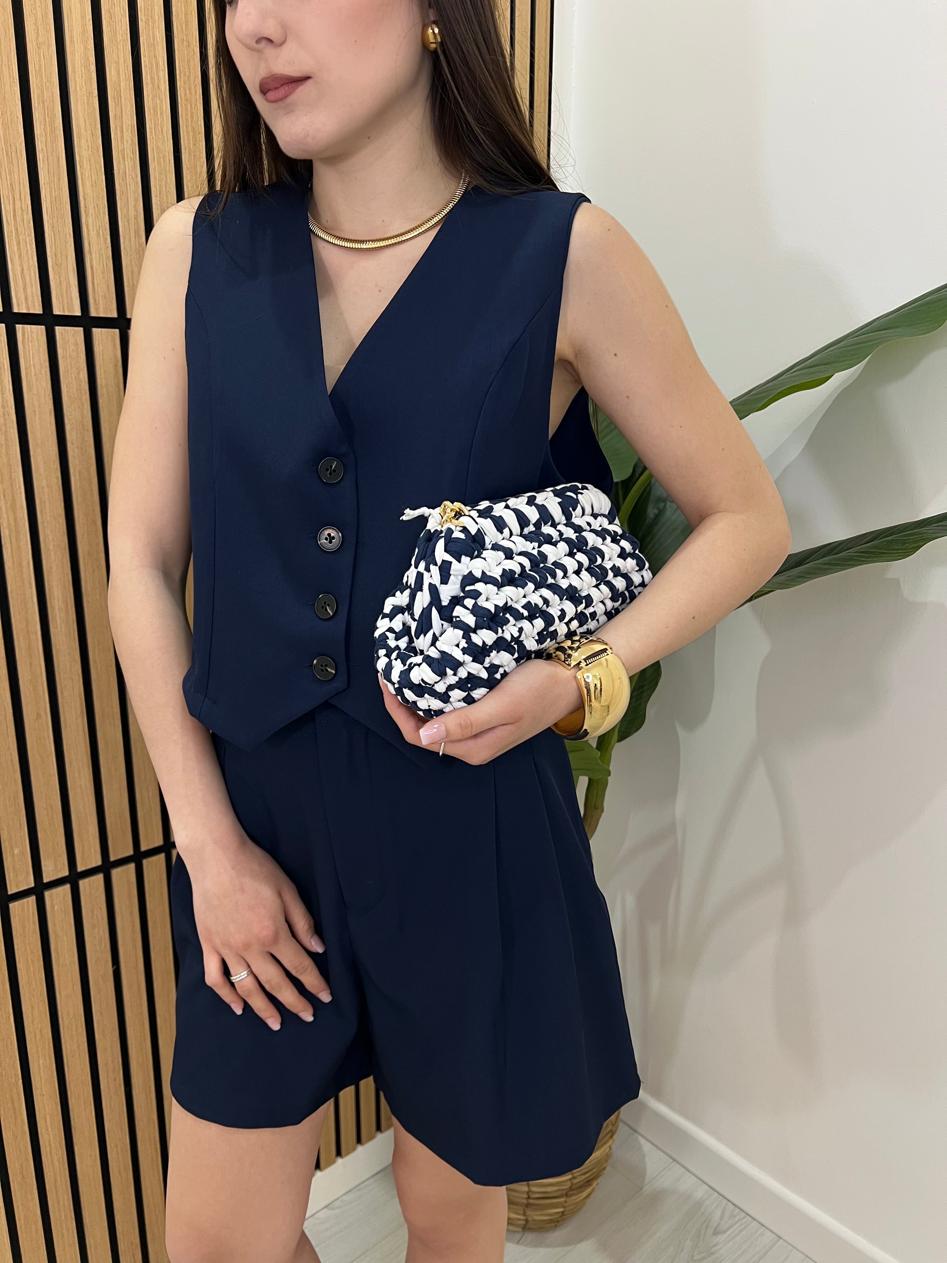 COORDINATO GILET E PANTALONCINO