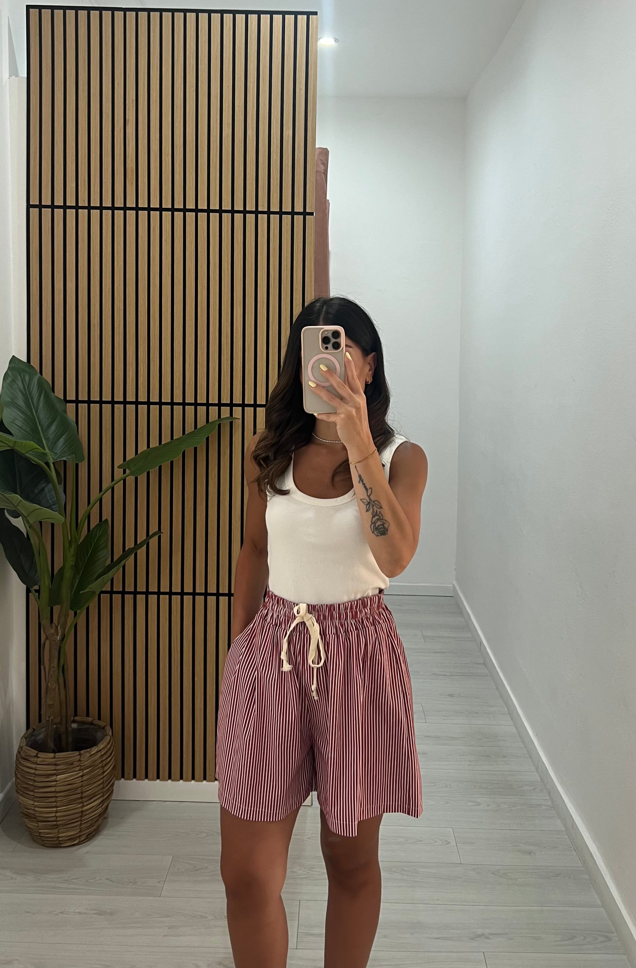 SHORTS RIGHE
