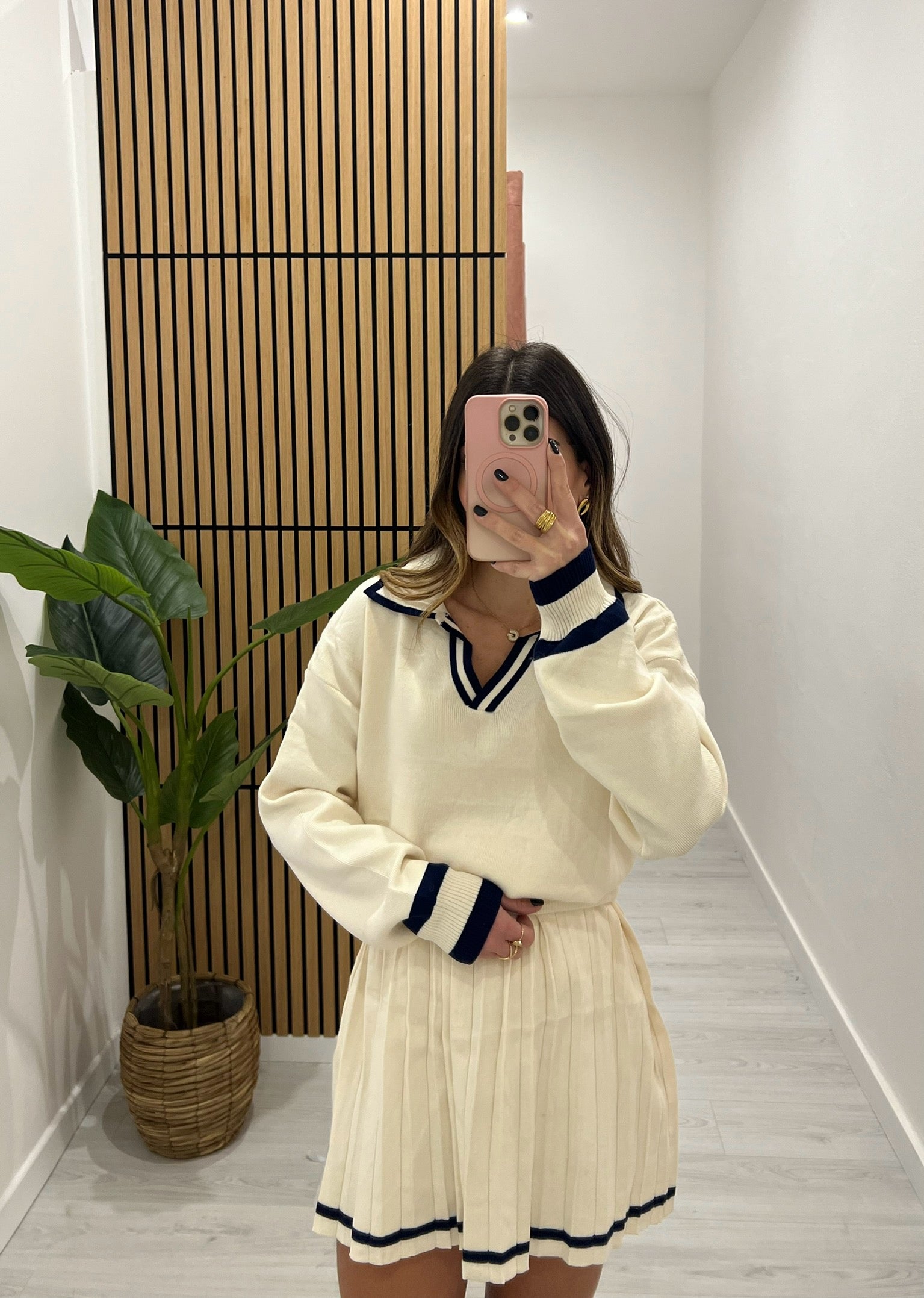 COORDINATO CON GONNA BIANCO