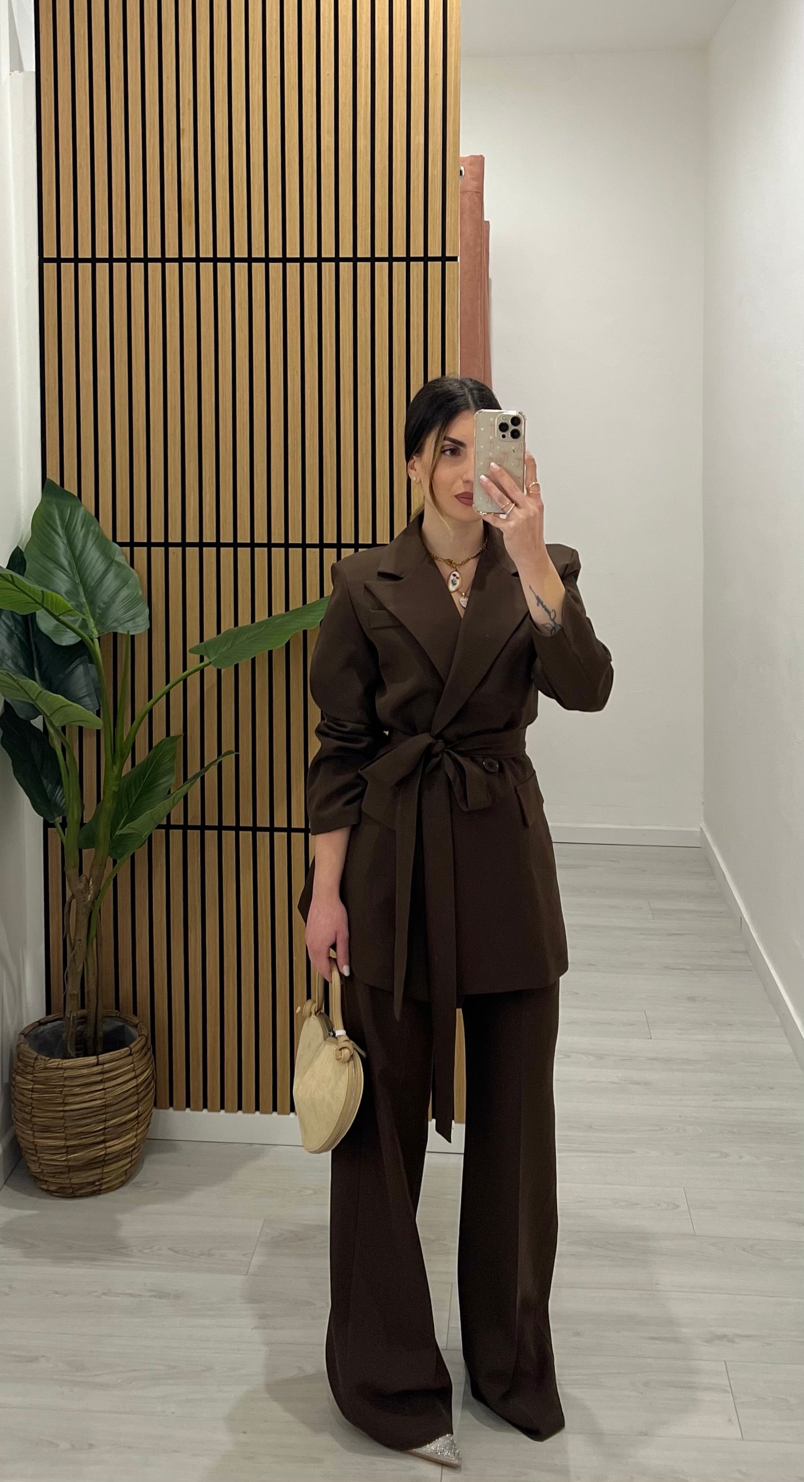 TAILLEUR CON CINTURA