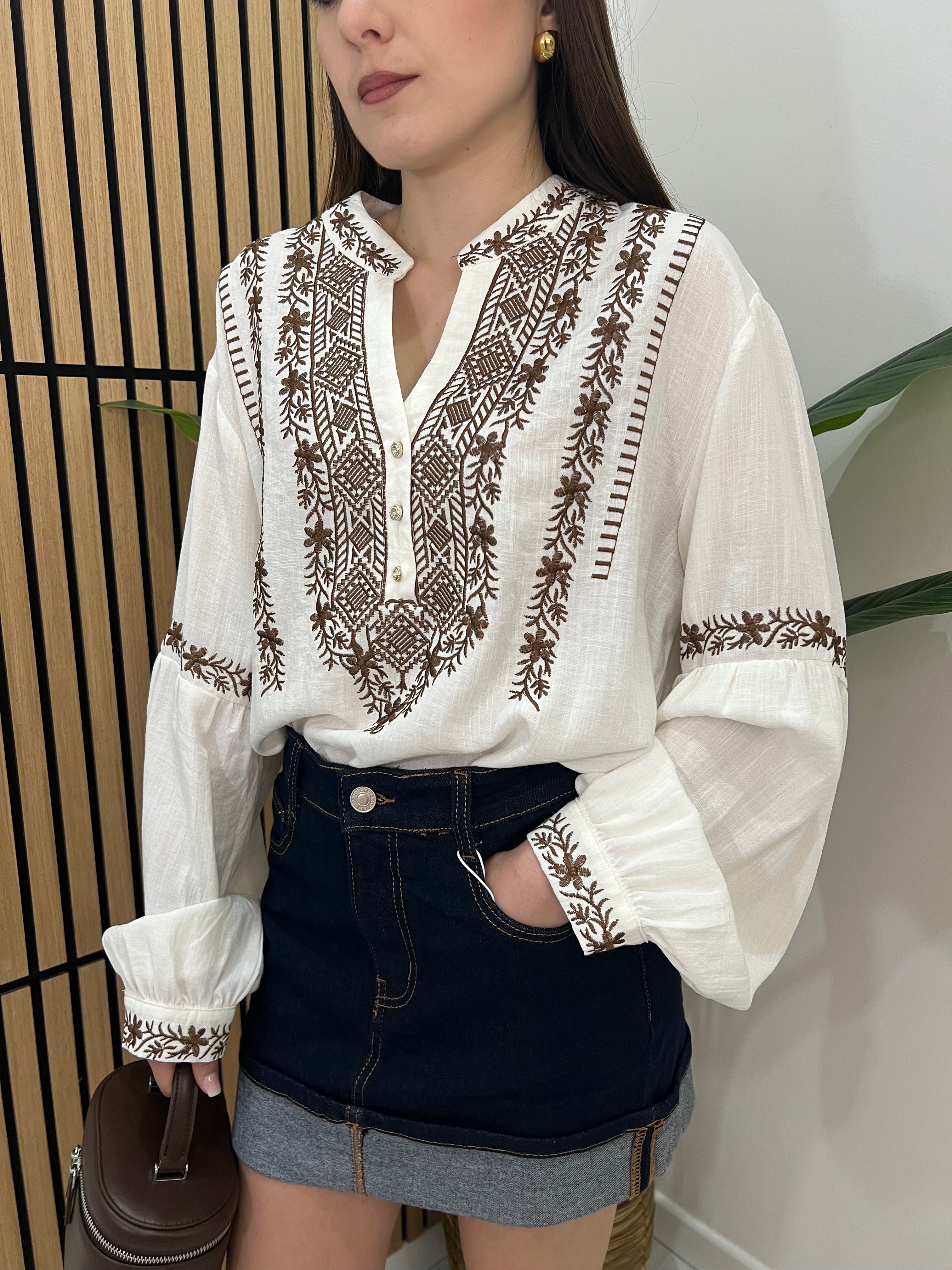 BLUSA RICAMI MARRONI