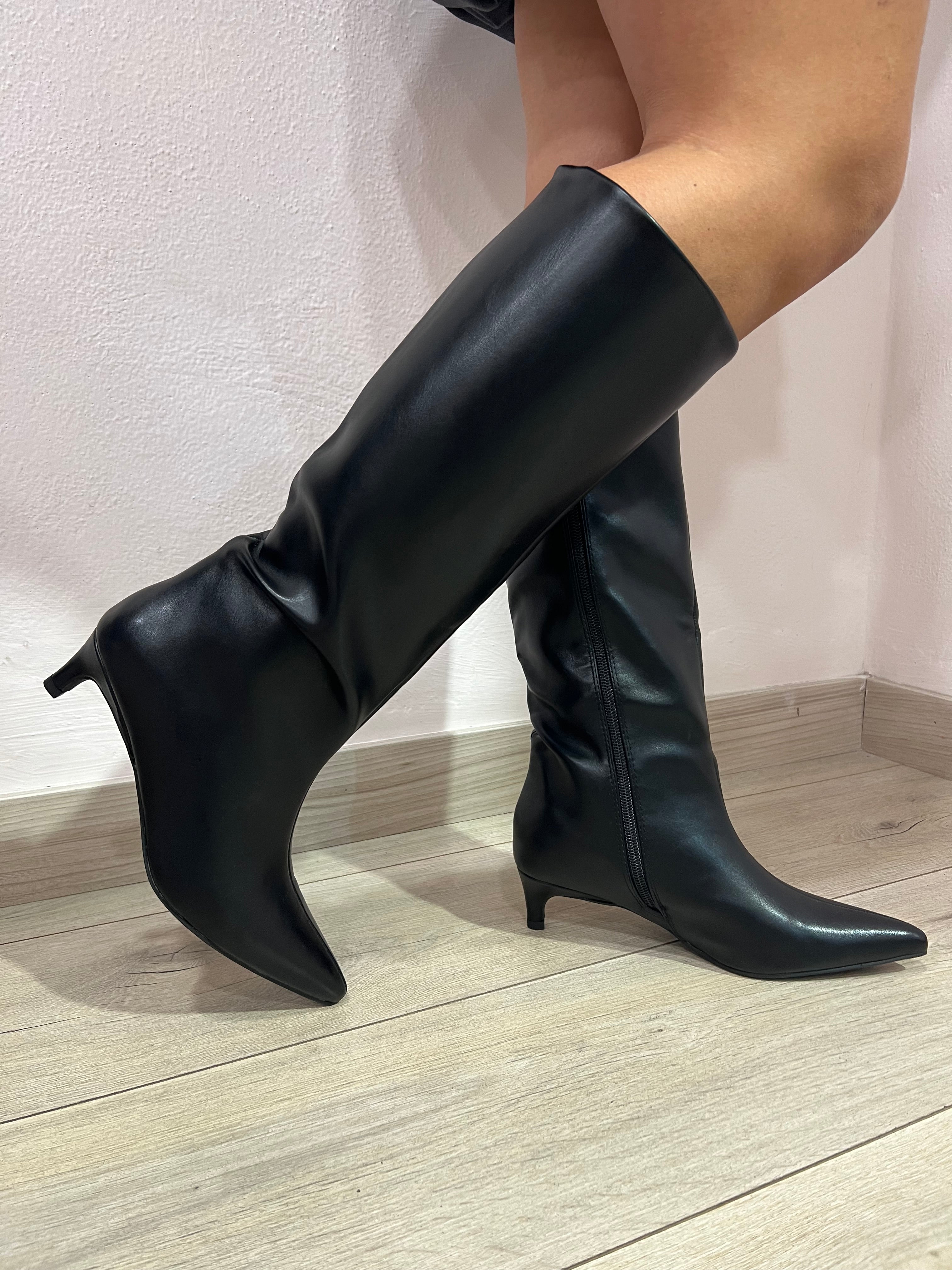 Stivali tacco kitten